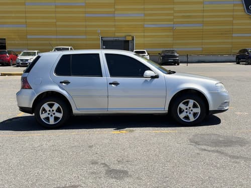 Volkswagen Golf 1.6 Advance · Foto 4
