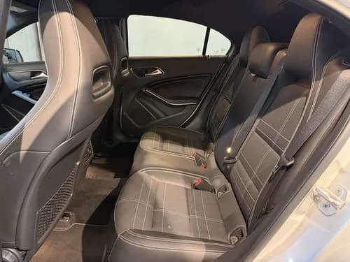 Mercedes-benz Clase A 1.6 A200 Urban 156cv · Foto 10