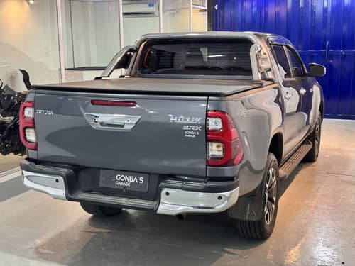 Toyota Hilux Pick-up 2.8 Cd Srx 204cv 4x4 At · Foto 6