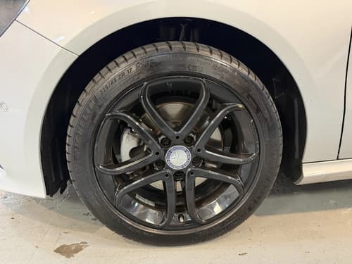 Mercedes-benz Clase A 1.6 A200 Urban 156cv · Foto 15
