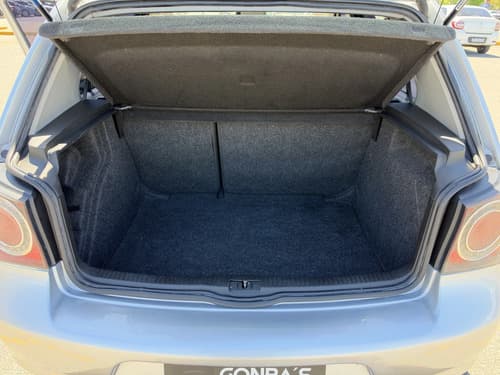 Volkswagen Golf 1.6 Advance · Foto 16