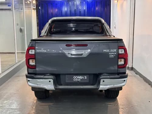 Toyota Hilux Pick-up 2.8 Cd Srx 204cv 4x4 At · Foto 7