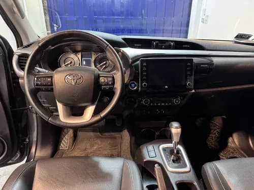 Toyota Hilux Pick-up 2.8 Cd Srx 204cv 4x4 At · Foto 10