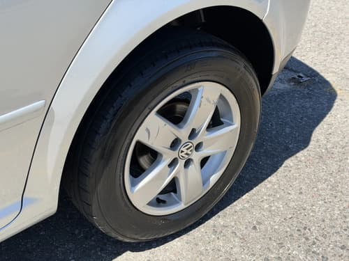 Volkswagen Golf 1.6 Advance · Foto 10
