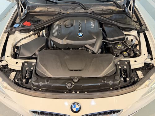 Bmw Serie 3 3.0 330i Sedan Sport Line 252cv · Foto 16