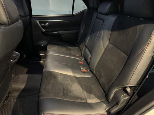 Toyota Sw4 2.8 Tdi Gr-s 4x4 7as 6at · Foto 12