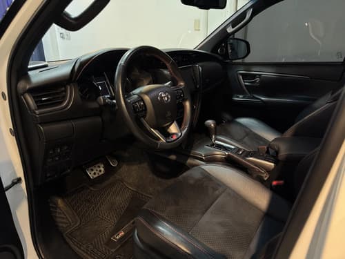 Toyota Sw4 2.8 Tdi Gr-s 4x4 7as 6at · Foto 7
