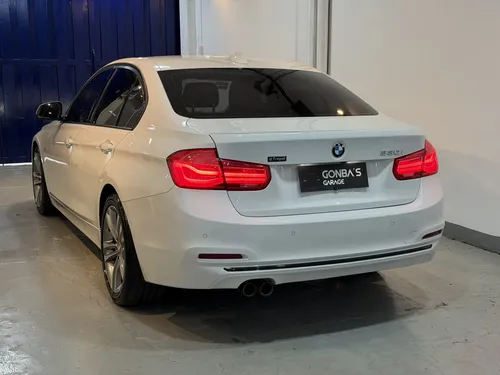 Bmw Serie 3 3.0 330i Sedan Sport Line 252cv · Foto 5