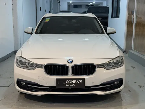 Bmw Serie 3 3.0 330i Sedan Sport Line 252cv · Foto 3
